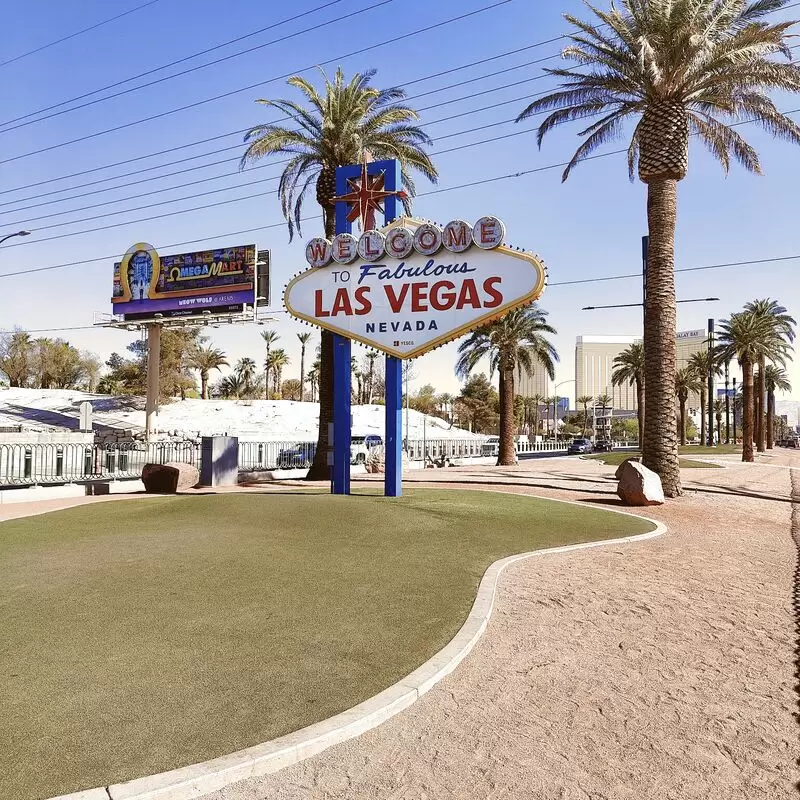 Welcome to Fabulous Las Vegas Sign
