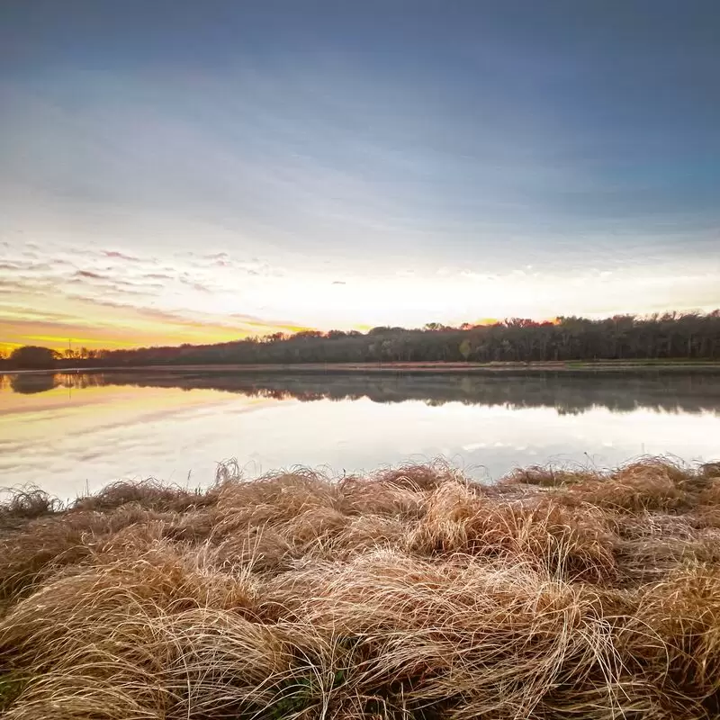 Oak Point Park and Nature Preserve