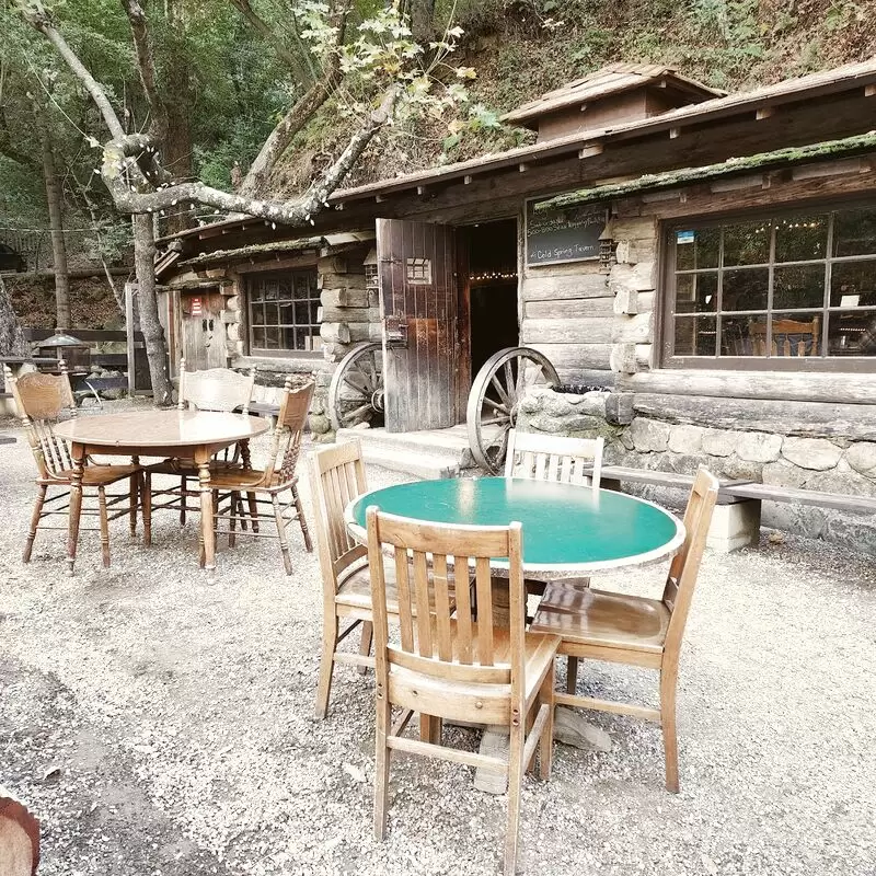 Cold Spring Tavern