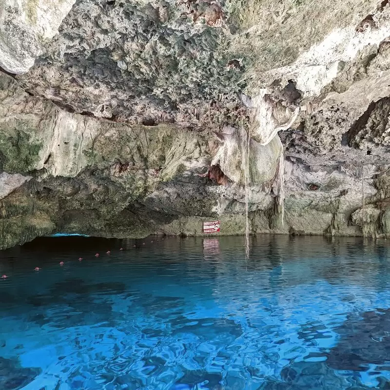Two Eyes Cenote